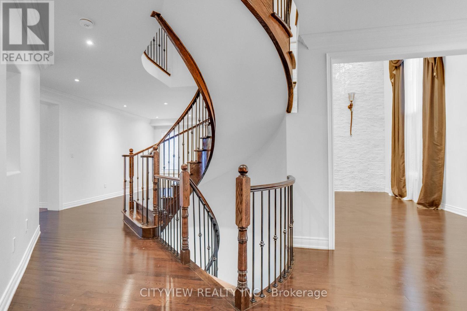 12 Fort Williams Drive, Brampton, Ontario  L6X 0W5 - Photo 12 - W12548422