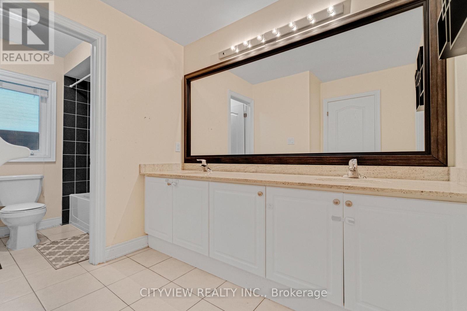 12 Fort Williams Drive, Brampton, Ontario  L6X 0W5 - Photo 25 - W12548422