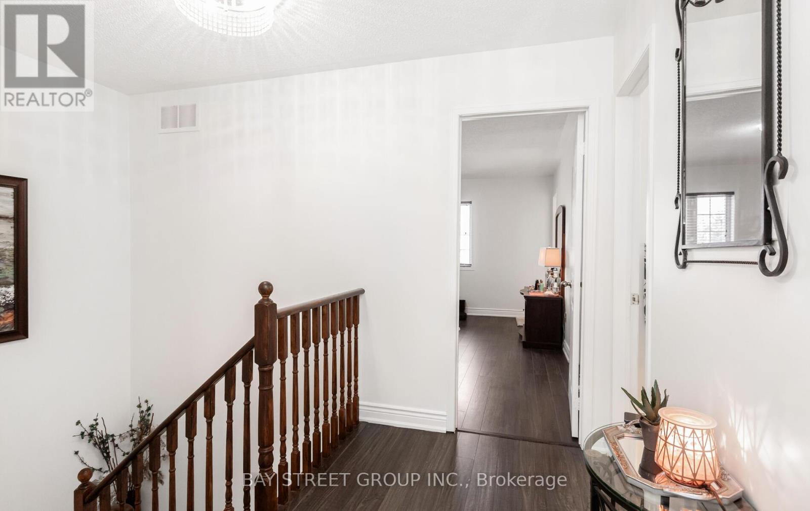 1104 Davis Lane, Milton, Ontario  L9T 5P9 - Photo 24 - W12685156