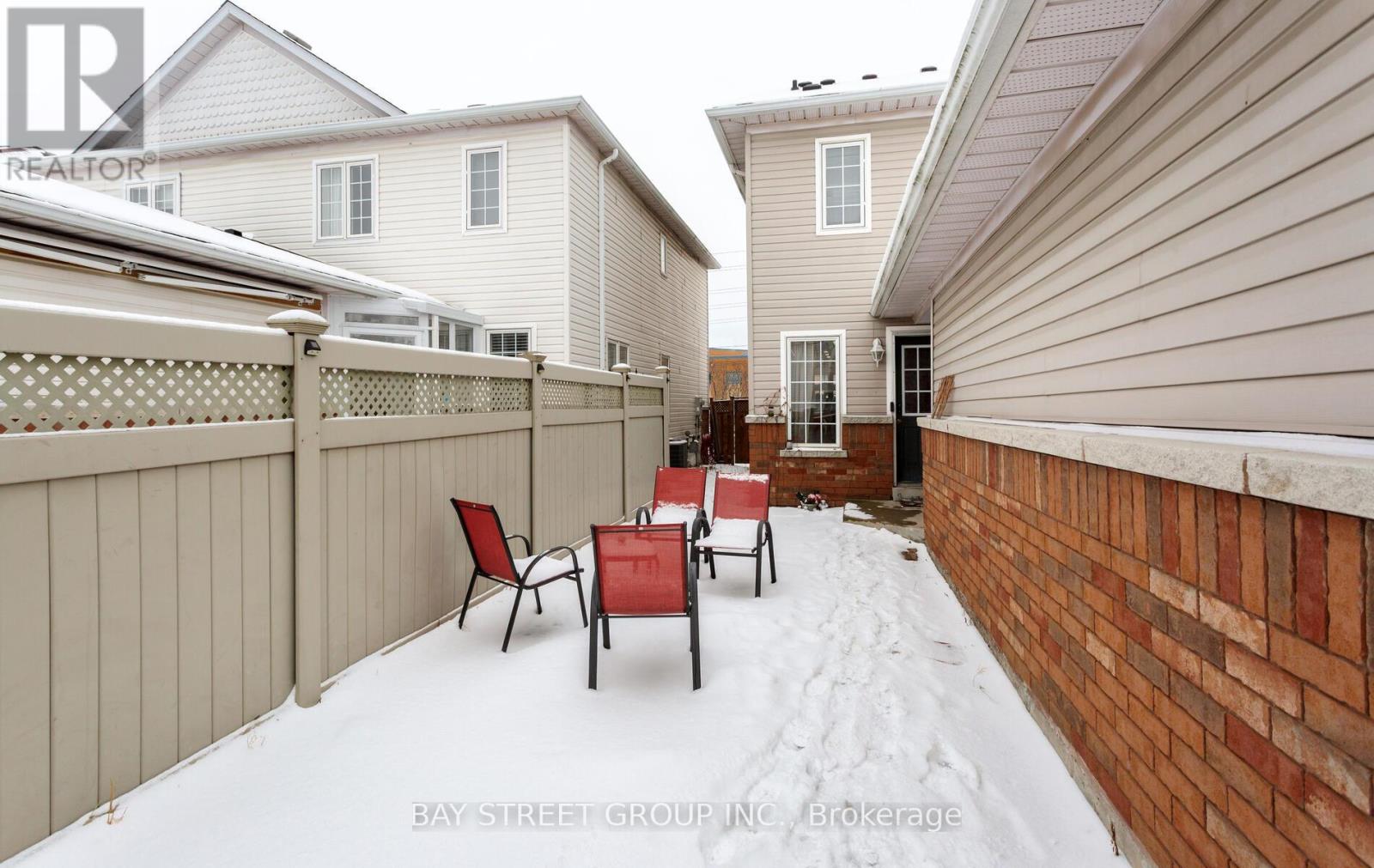 1104 Davis Lane, Milton, Ontario  L9T 5P9 - Photo 27 - W12685156