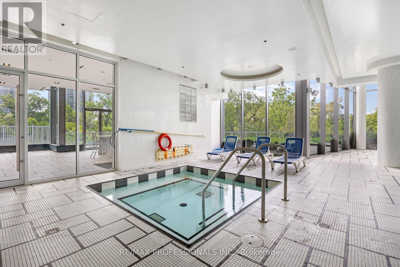 1007 - 88 Park Lawn Road, Toronto, Ontario  M8Y 0B5 - Photo 47 - W12685920