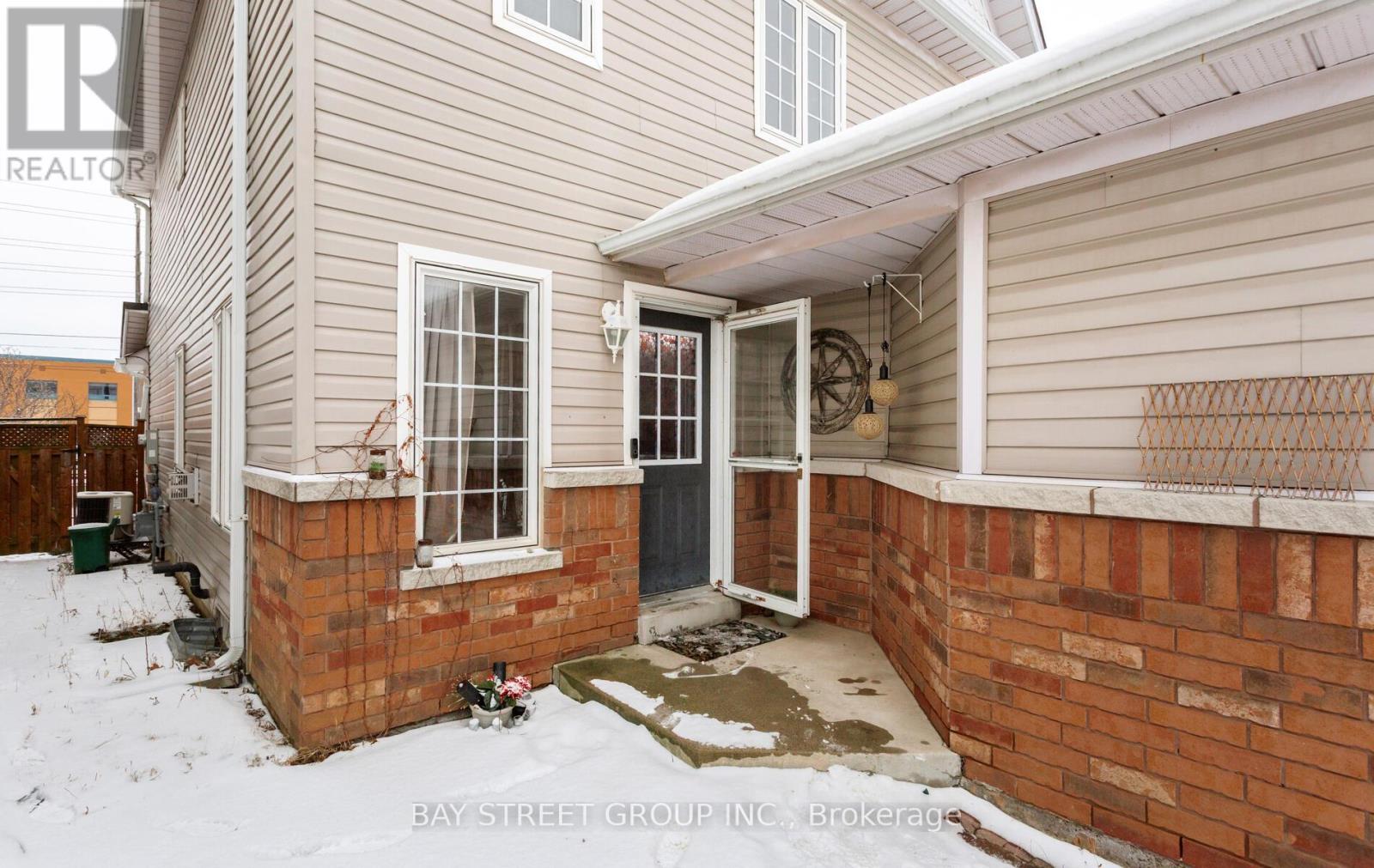 1104 Davis Lane, Milton, Ontario  L9T 5P9 - Photo 29 - W12685156