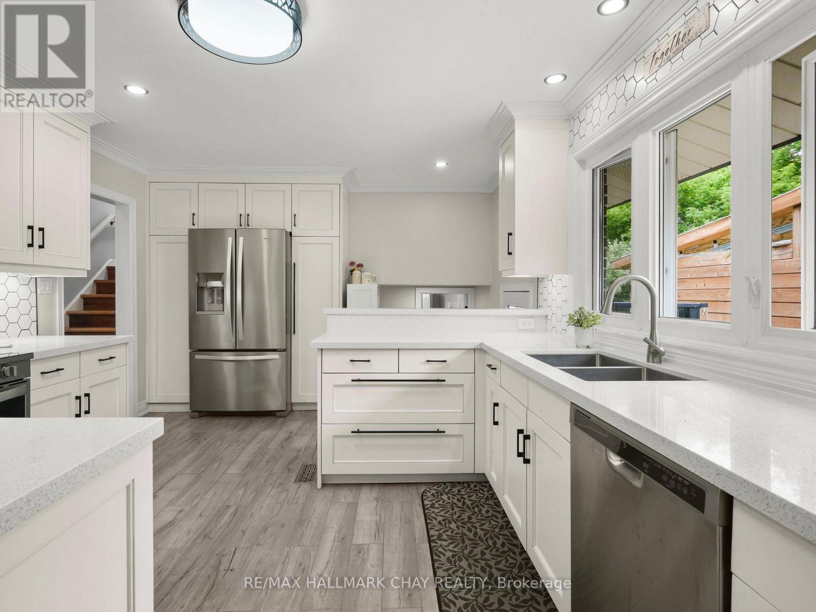 636 Victoria Street E, New Tecumseth, Ontario  L9R 1K1 - Photo 16 - N12685940