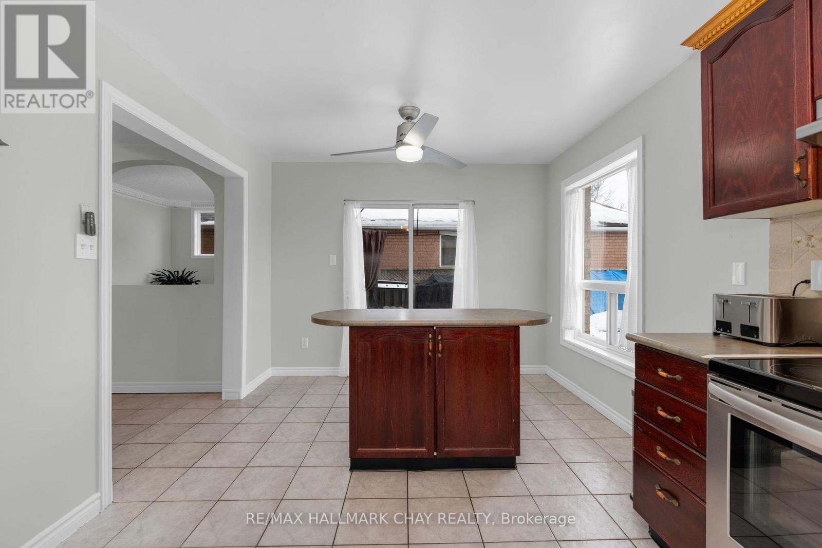 1324 Forest Street, Innisfil, Ontario  L9S 1Z7 - Photo 13 - N12685982