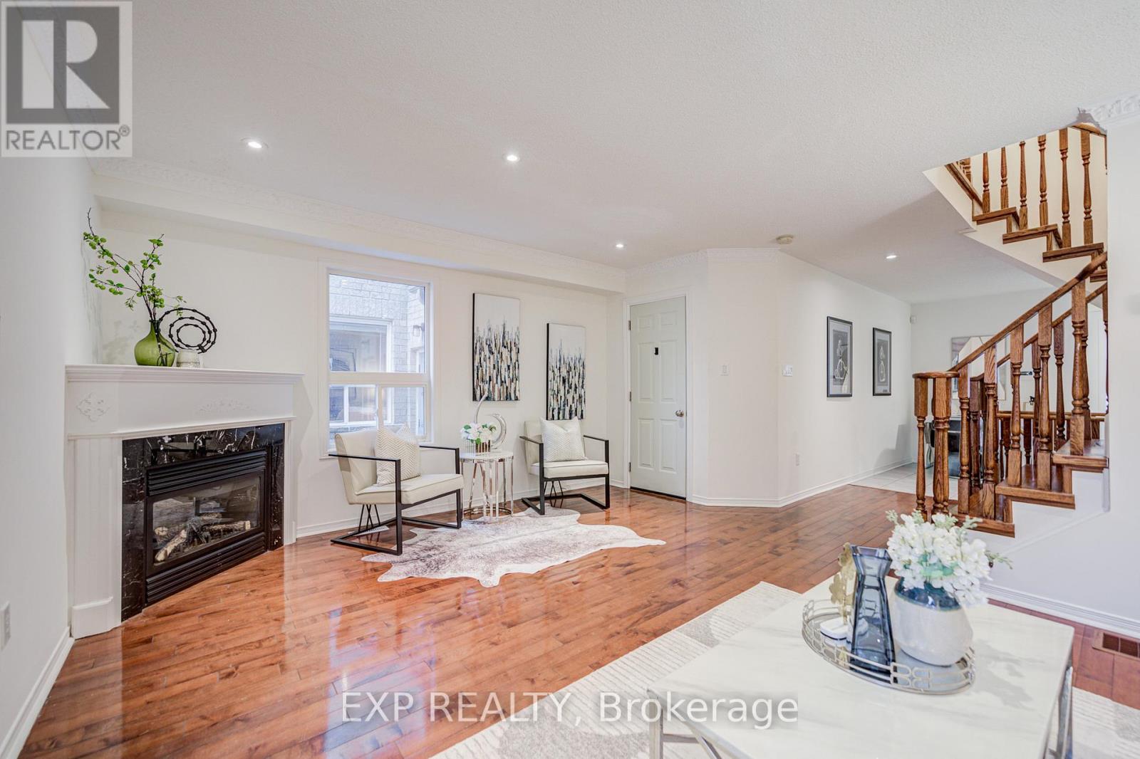 121 Hillwood Street, Markham, Ontario  L6C 3E6 - Photo 14 - N12686218