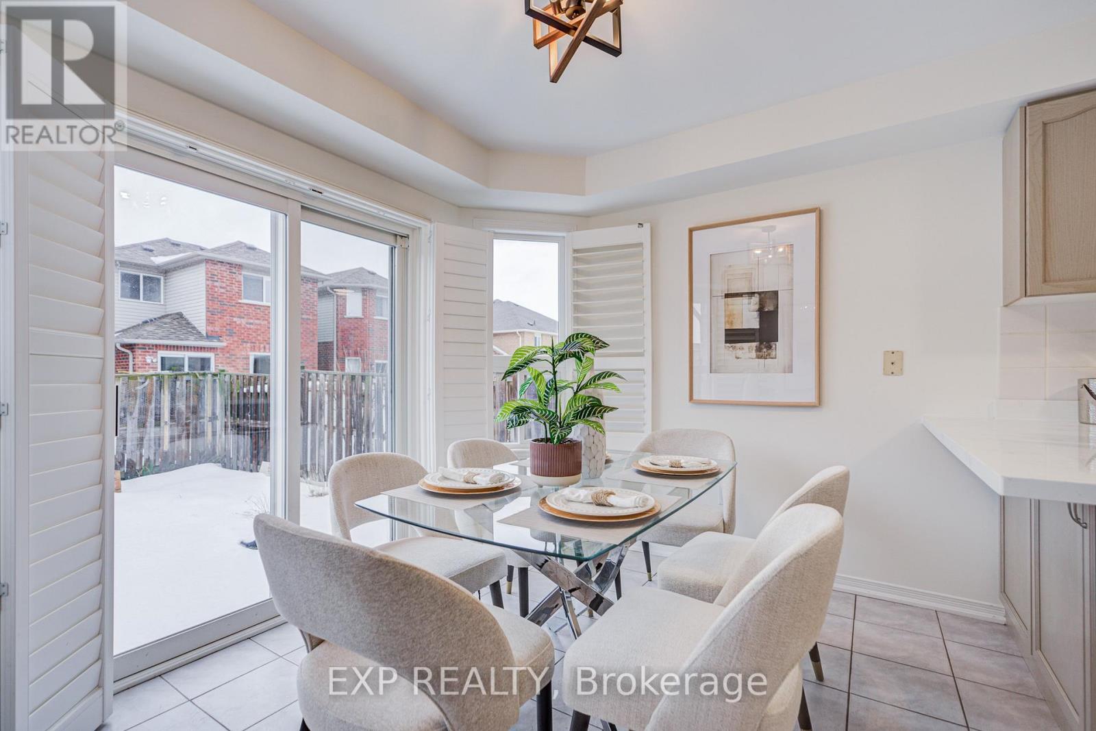 121 Hillwood Street, Markham, Ontario  L6C 3E6 - Photo 18 - N12686218