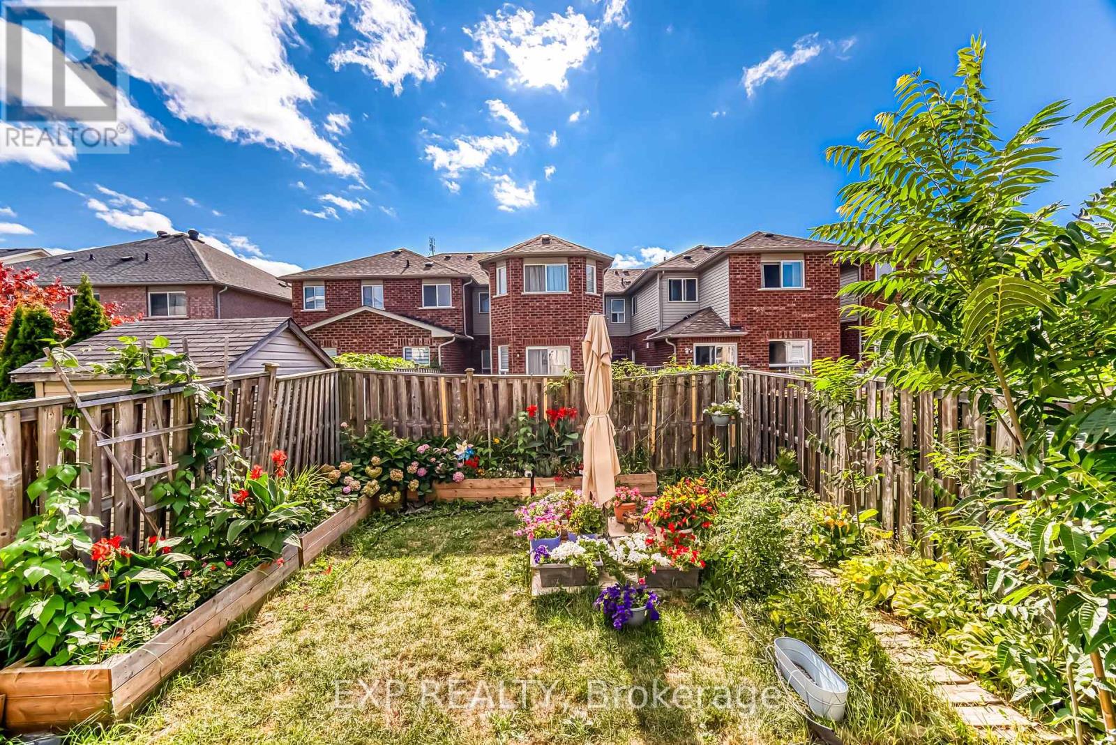 121 Hillwood Street, Markham, Ontario  L6C 3E6 - Photo 36 - N12686218