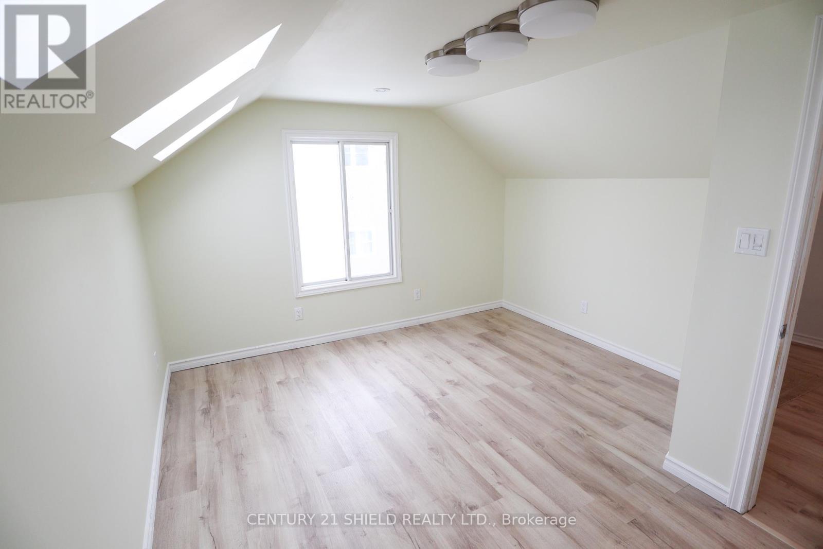 143 Carleton Street, Cornwall, Ontario  K6H 4X3 - Photo 18 - X12658650