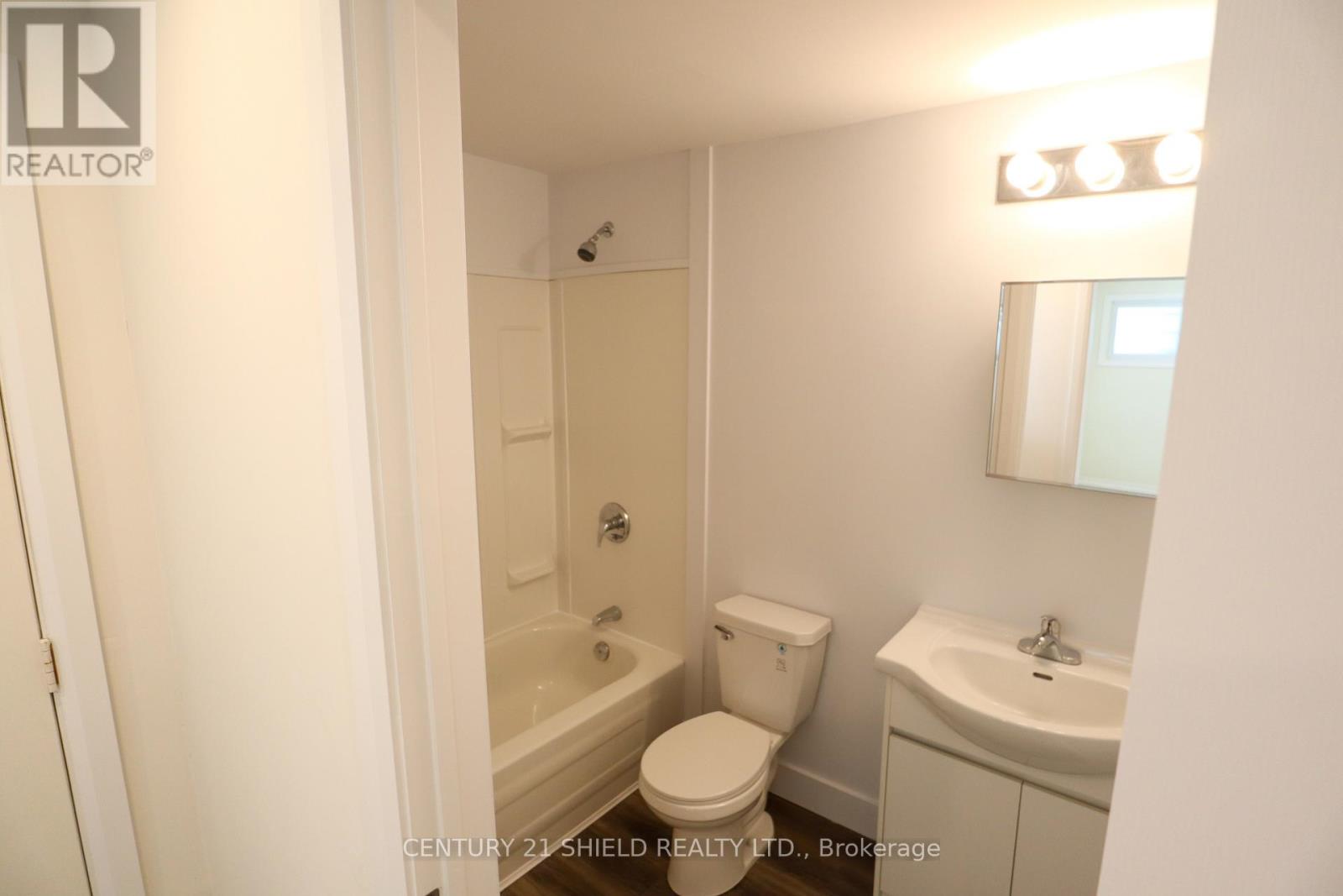 143 Carleton Street, Cornwall, Ontario  K6H 4X3 - Photo 12 - X12658650