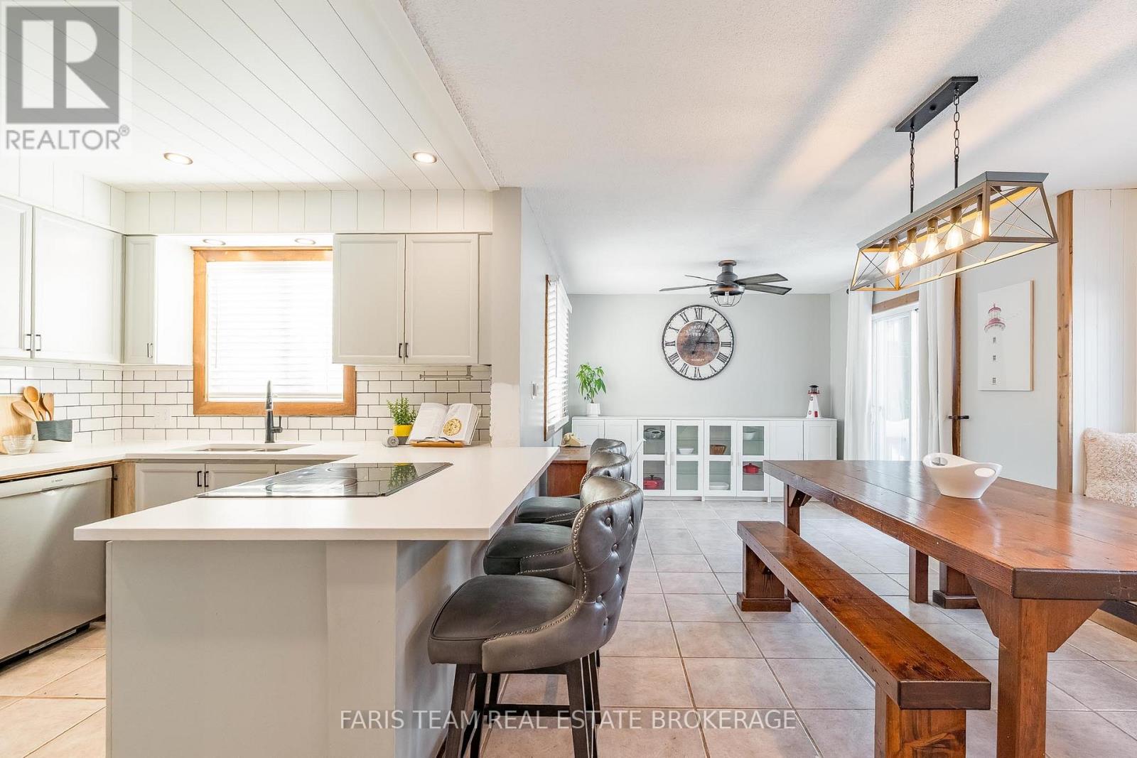 12 Moon Crescent, Oro-Medonte, Ontario  L4N 7G7 - Photo 11 - S12685944