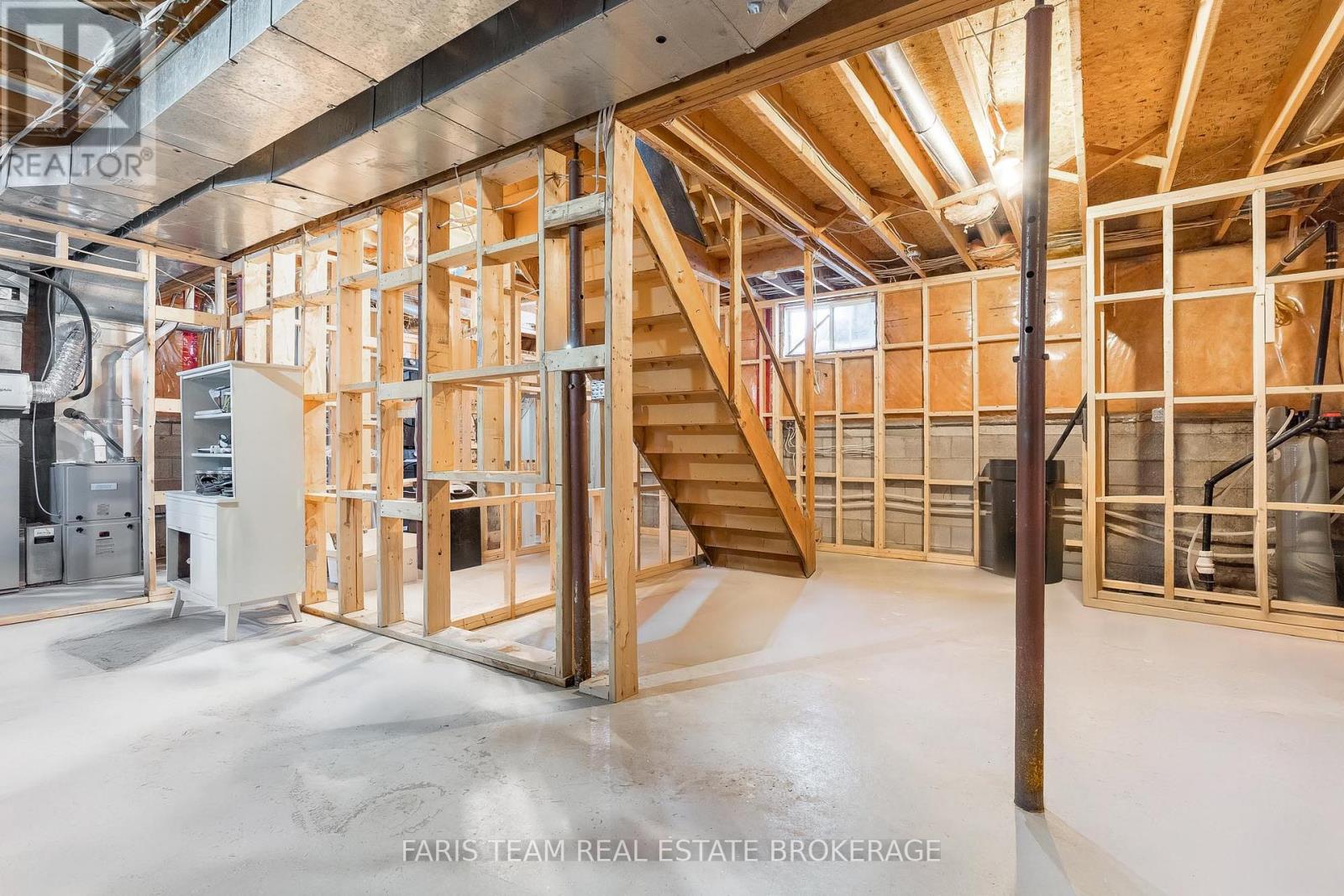 12 Moon Crescent, Oro-Medonte, Ontario  L4N 7G7 - Photo 31 - S12685944