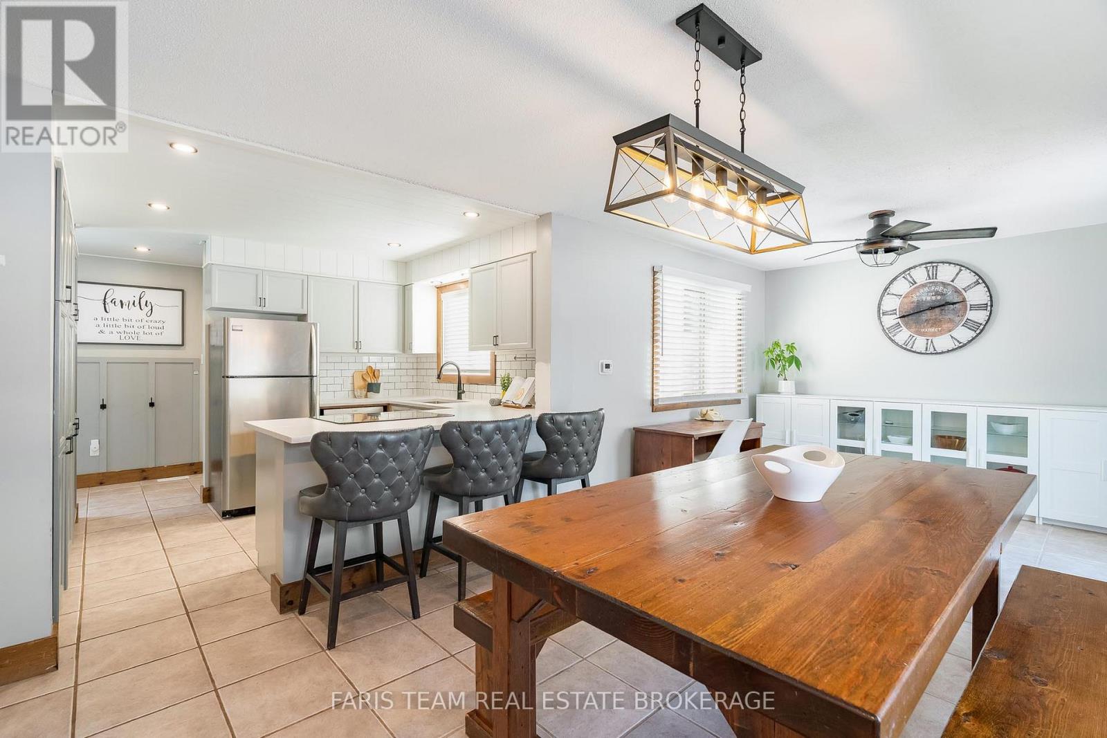 12 Moon Crescent, Oro-Medonte, Ontario  L4N 7G7 - Photo 5 - S12685944