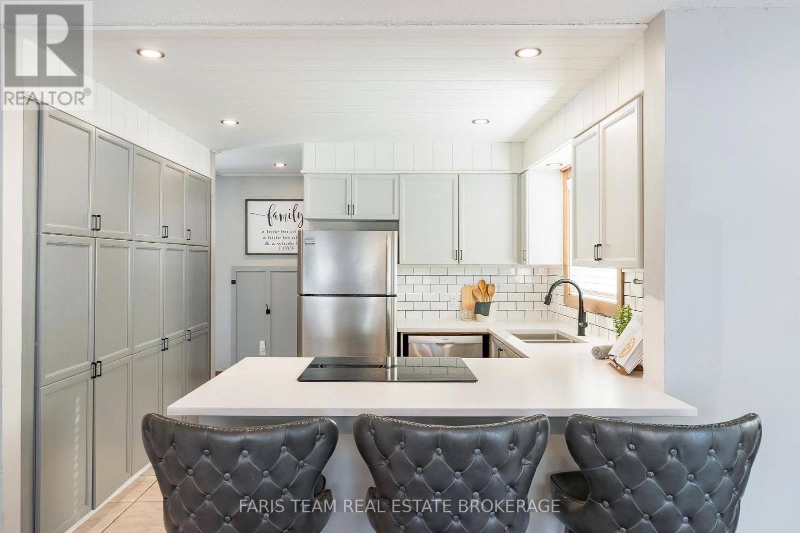 12 Moon Crescent, Oro-Medonte, Ontario  L4N 7G7 - Photo 6 - S12685944