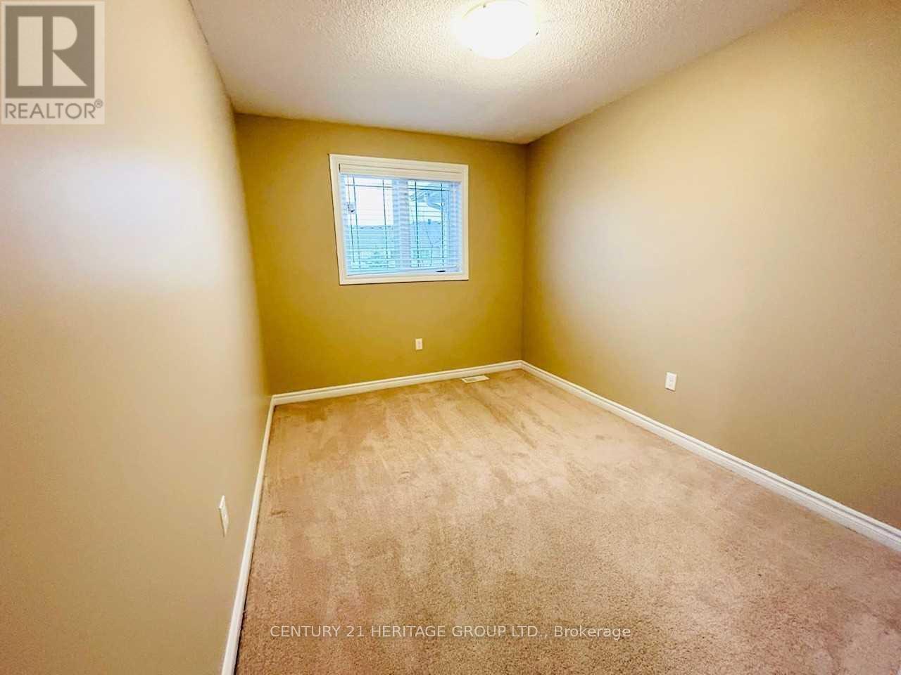 2 Southwoods Crescent, Barrie (Holly), Ontario  L4N 9P8 - Photo 15 - S12686146