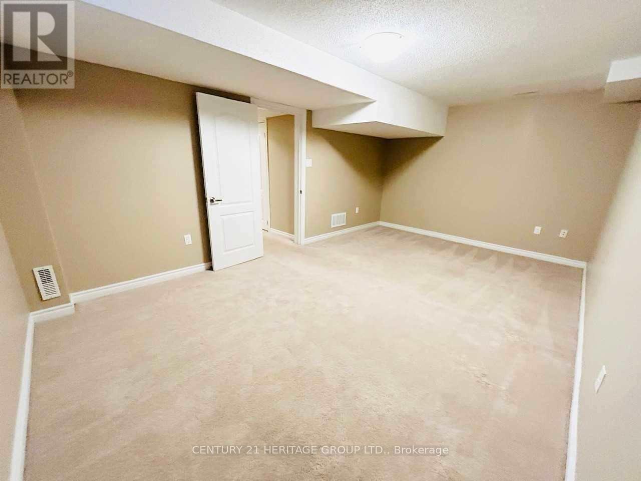 2 Southwoods Crescent, Barrie (Holly), Ontario  L4N 9P8 - Photo 24 - S12686146