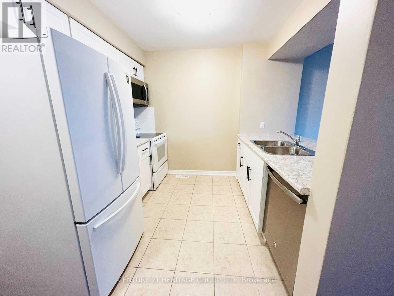 2 Southwoods Crescent, Barrie (Holly), Ontario  L4N 9P8 - Photo 6 - S12686146