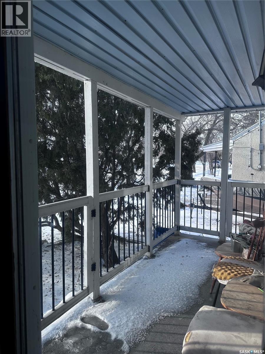 333 5th Avenue Se, Weyburn, Saskatchewan  S4H 1Y4 - Photo 16 - SK026625