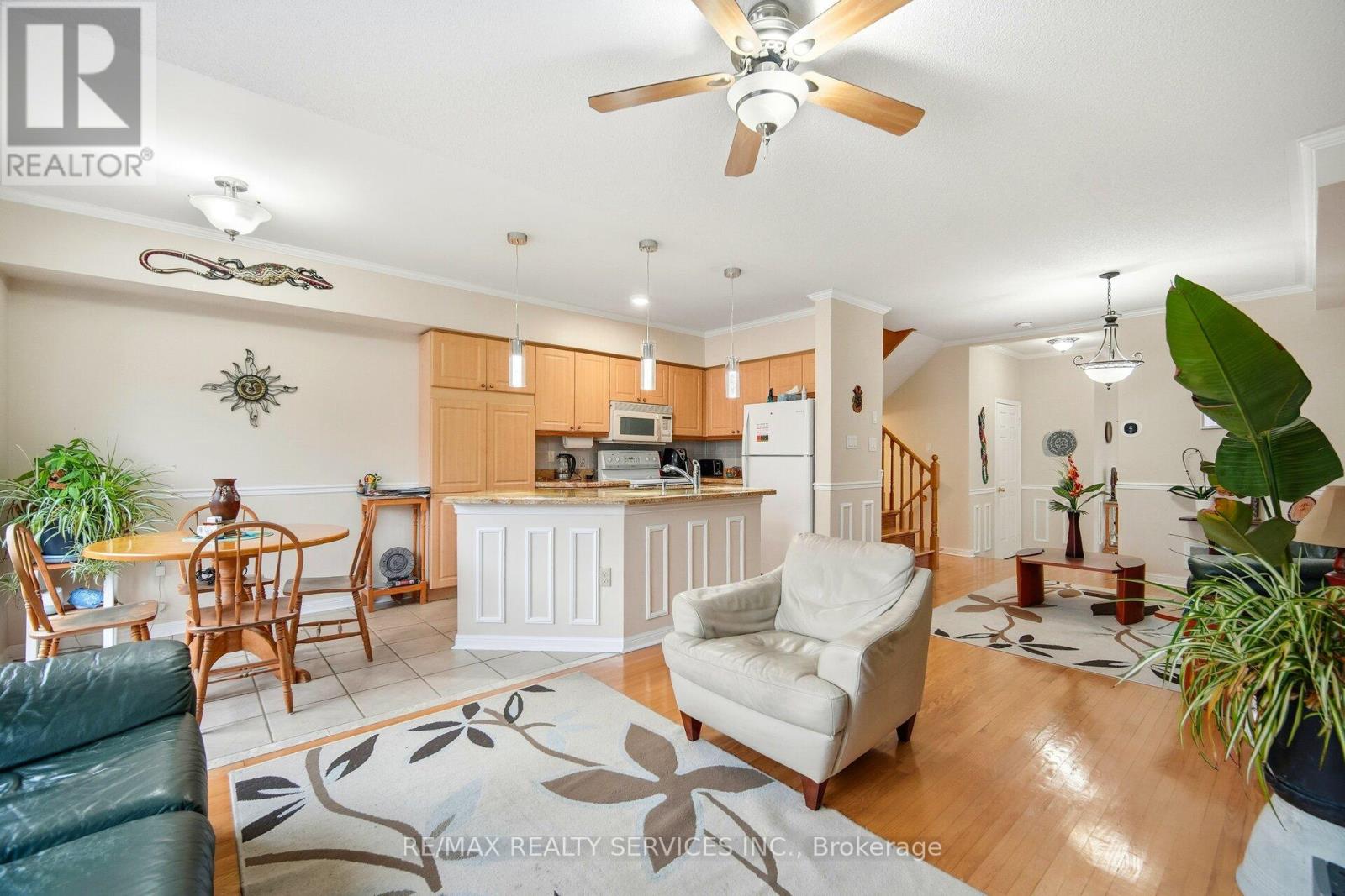 5965 Stonebriar Crescent, Mississauga, Ontario  L5V 2T9 - Photo 16 - W12681462