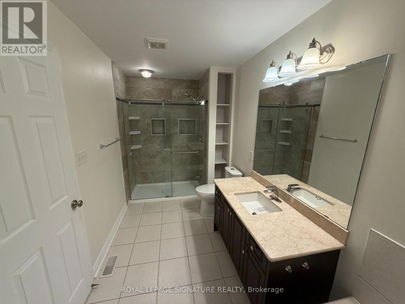 2003 Trawden Way, Oakville, Ontario  L6M 0M2 - Photo 15 - W12685980