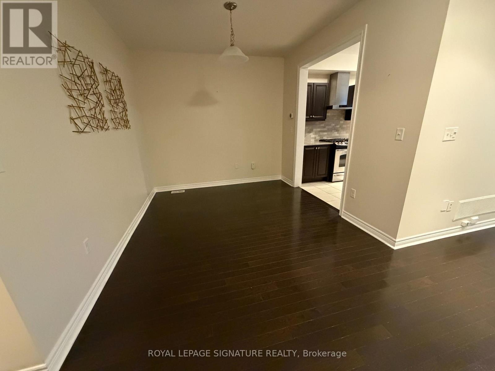 2003 Trawden Way, Oakville, Ontario  L6M 0M2 - Photo 5 - W12685980