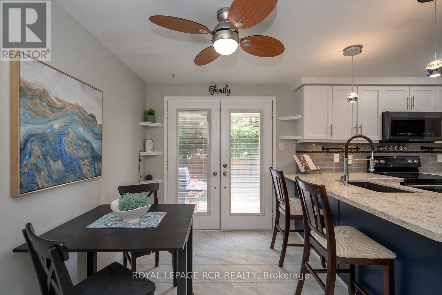 252 Elmwood Crescent, Orangeville, Ontario  L9W 4T4 - Photo 12 - W12685986