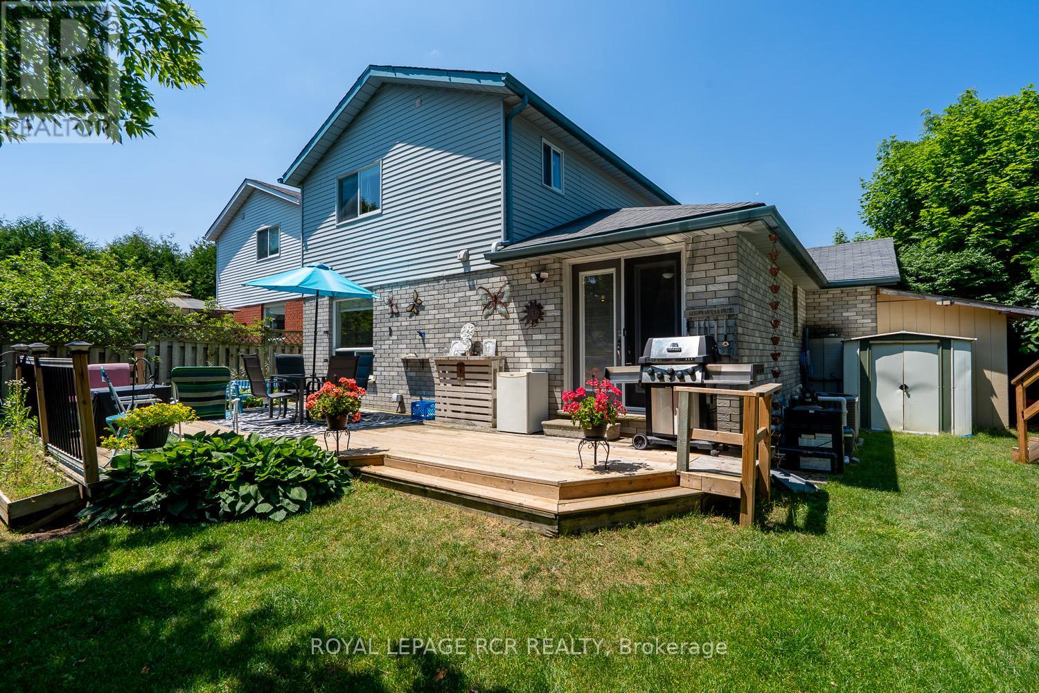 252 Elmwood Crescent, Orangeville, Ontario  L9W 4T4 - Photo 13 - W12685986