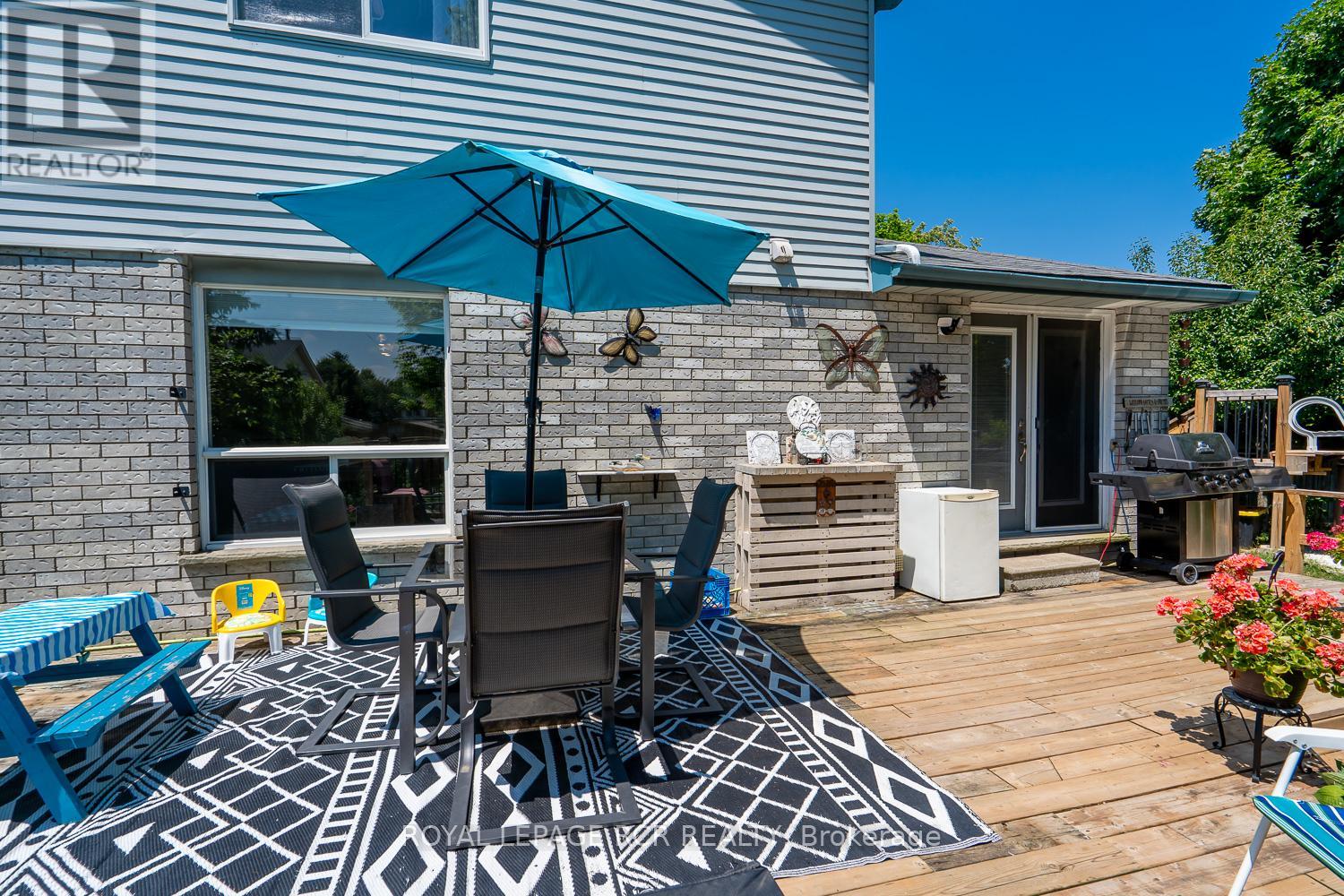 252 Elmwood Crescent, Orangeville, Ontario  L9W 4T4 - Photo 14 - W12685986