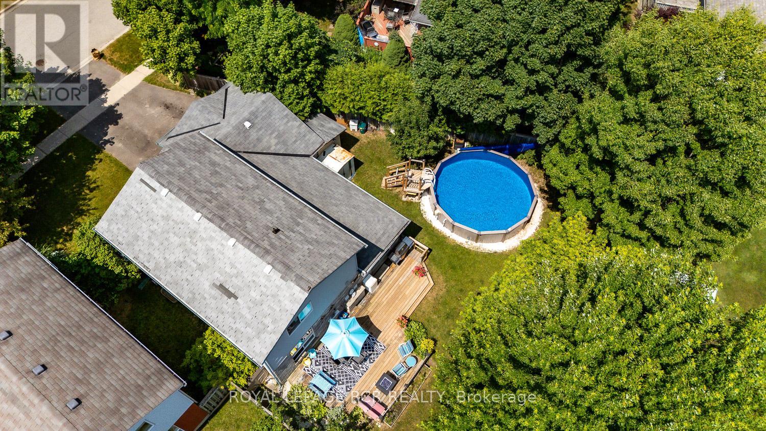 252 Elmwood Crescent, Orangeville, Ontario  L9W 4T4 - Photo 30 - W12685986