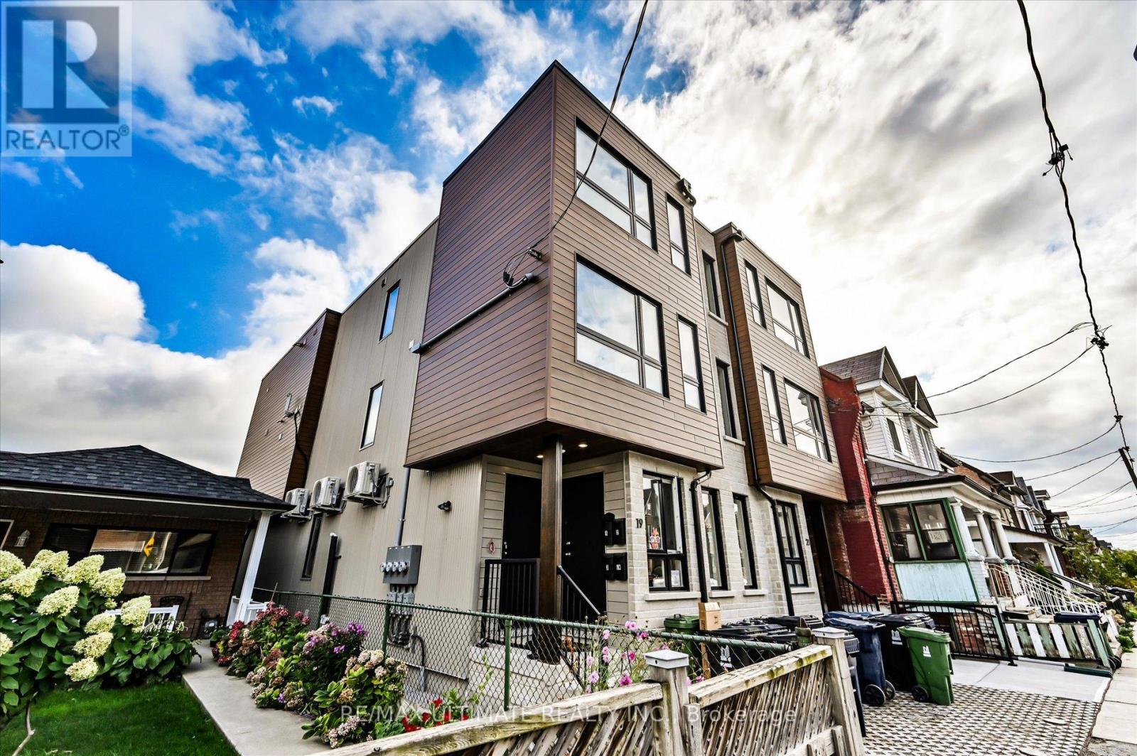 Apt 1 - 19 Lappin Avenue, Toronto, Ontario  M6H 1Y3 - Photo 1 - W12686038