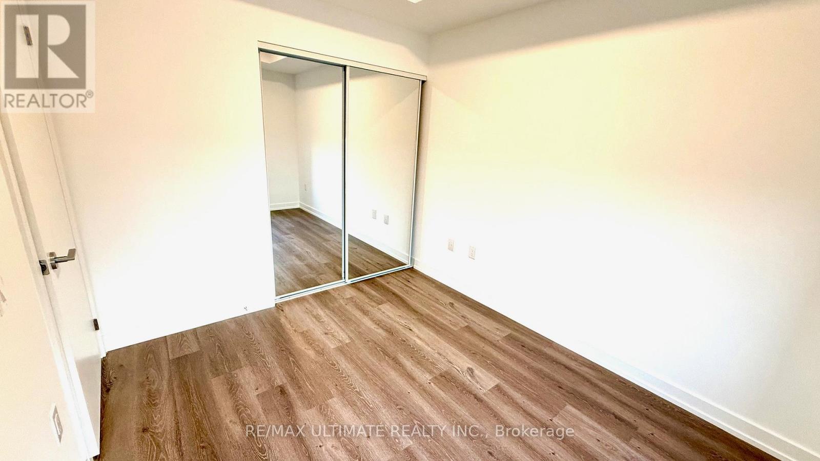 3602 - 395 Square One Drive, Mississauga, Ontario  L5B 0P6 - Photo 23 - W12686088