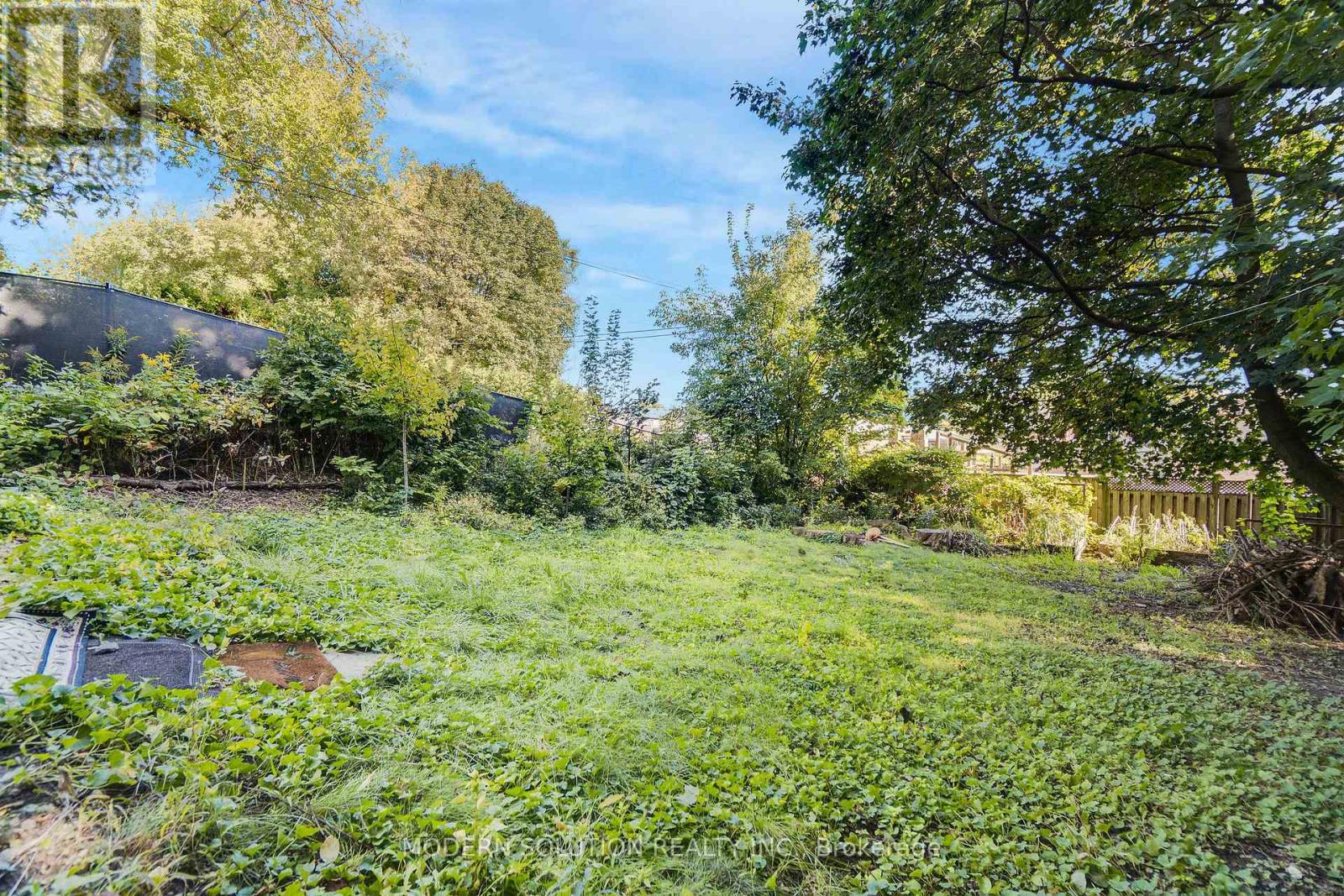 5a Dynevor Road, Toronto, Ontario  M6E 3W7 - Photo 35 - W12686120