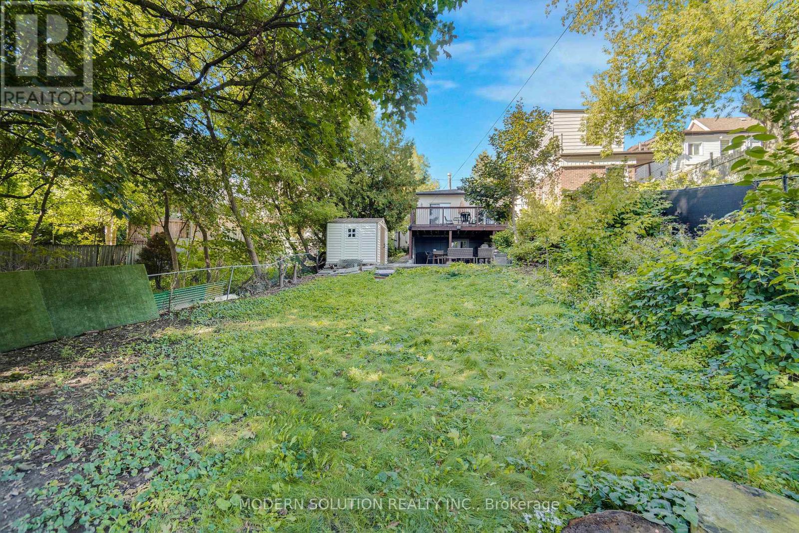 5a Dynevor Road, Toronto, Ontario  M6E 3W7 - Photo 36 - W12686120