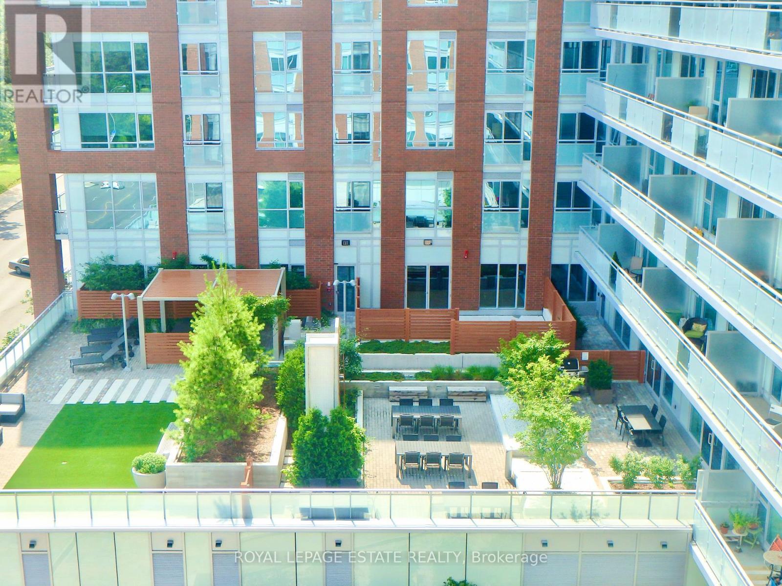 713 - 1830 Bloor Street W, Toronto, Ontario  M6P 3K6 - Photo 11 - W12686168