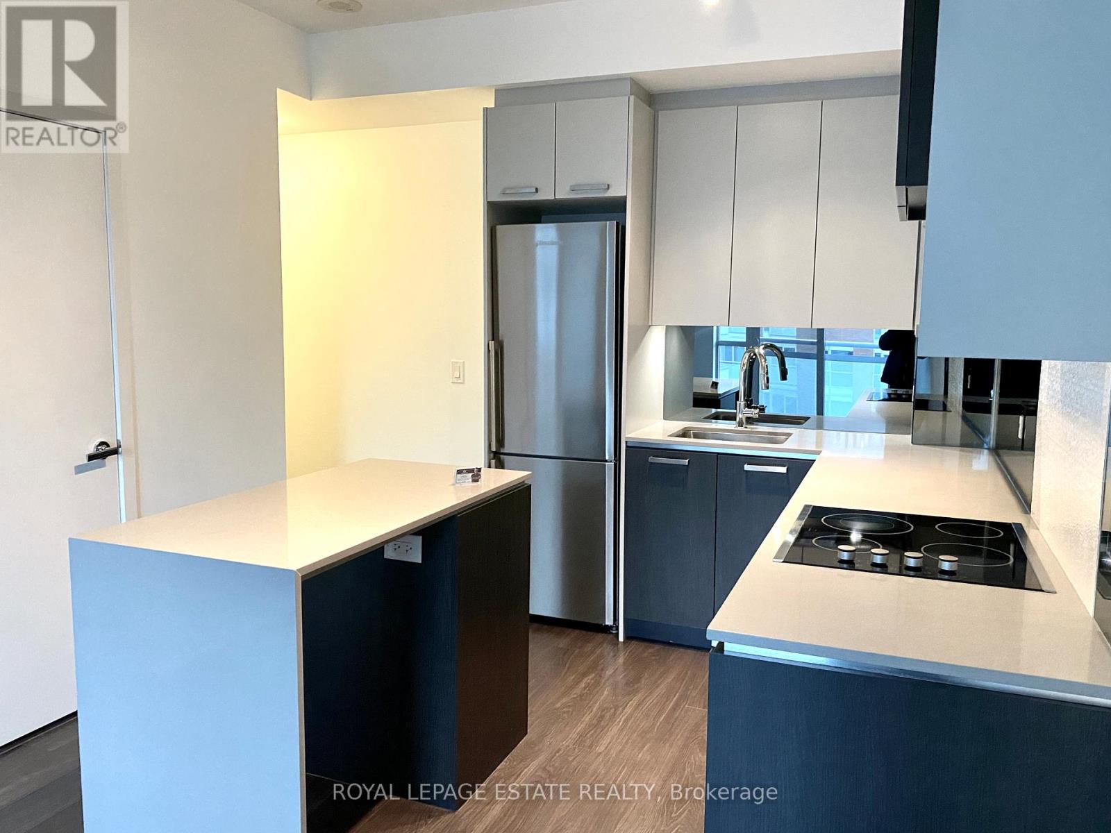 713 - 1830 Bloor Street W, Toronto, Ontario  M6P 3K6 - Photo 5 - W12686168