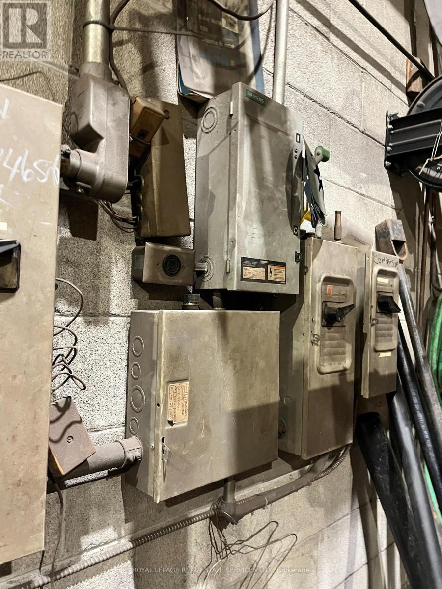 10 - 6720 Davand Drive, Mississauga, Ontario  L5T 2K7 - Photo 9 - W12686188