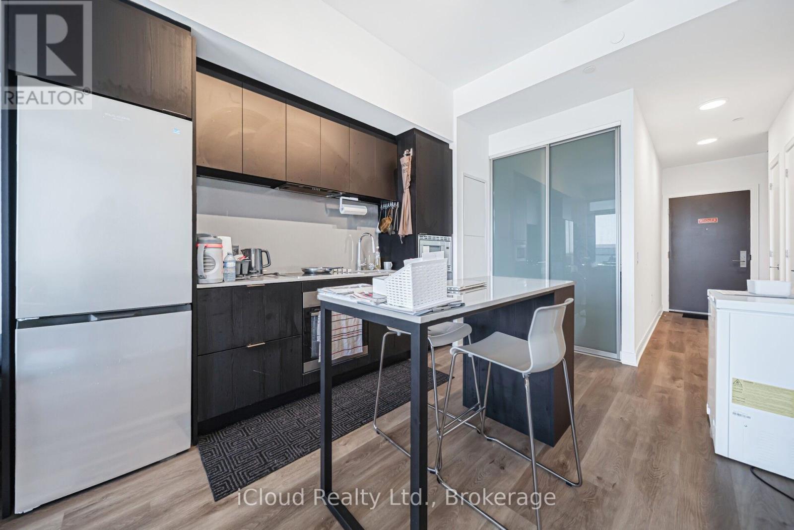 1714 - 86 Dundas Street E, Mississauga, Ontario  L5A 0B1 - Photo 22 - W12686216