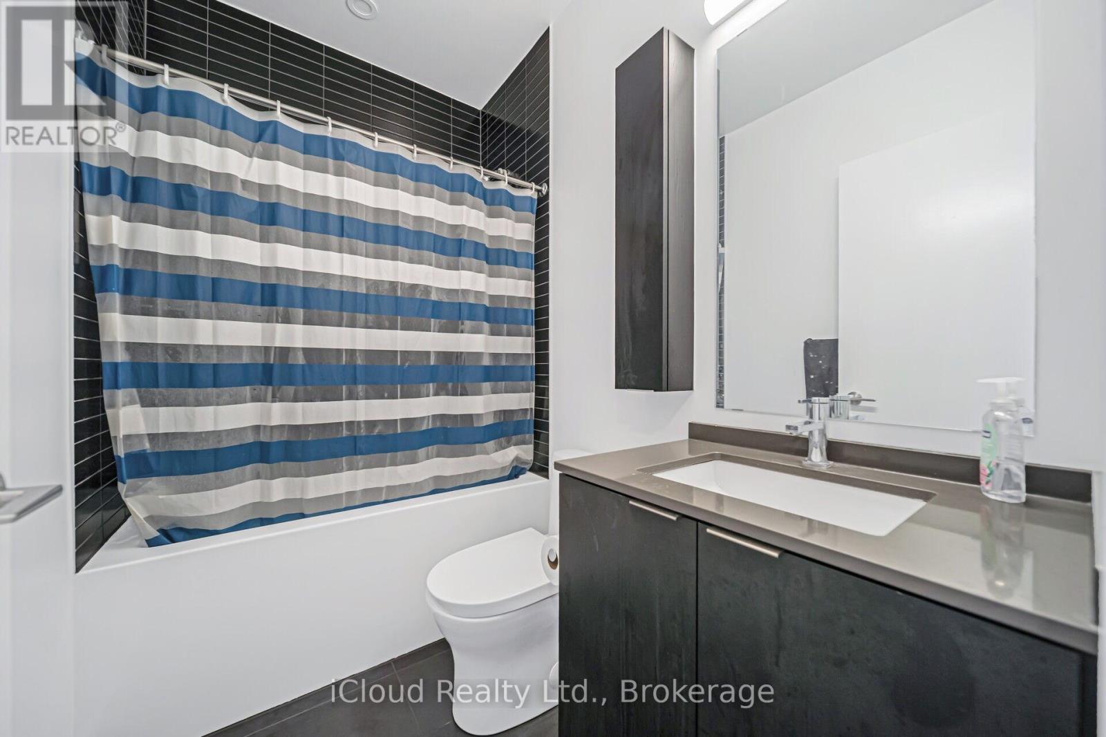 1714 - 86 Dundas Street E, Mississauga, Ontario  L5A 0B1 - Photo 30 - W12686216