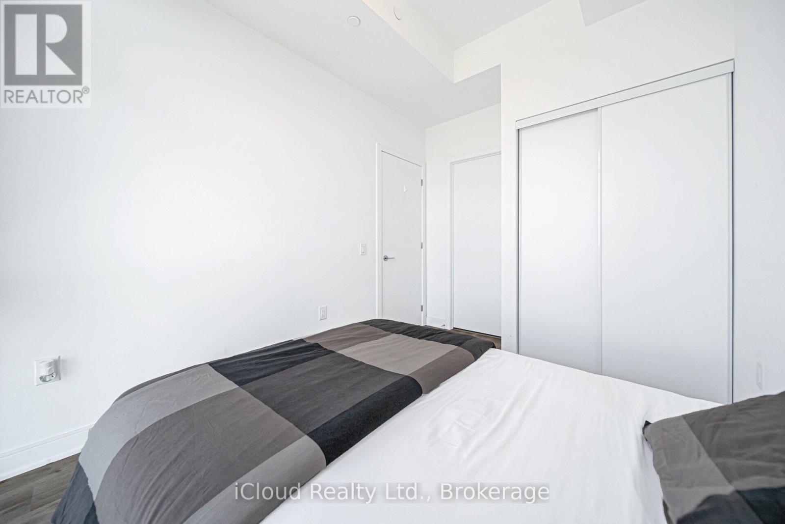 1714 - 86 Dundas Street E, Mississauga, Ontario  L5A 0B1 - Photo 32 - W12686216