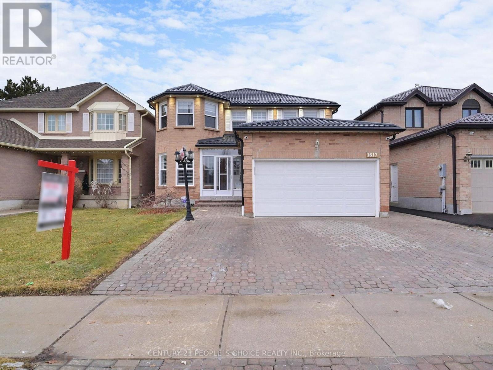 1617 BRISTOL ROAD W, Mississauga, Ontario