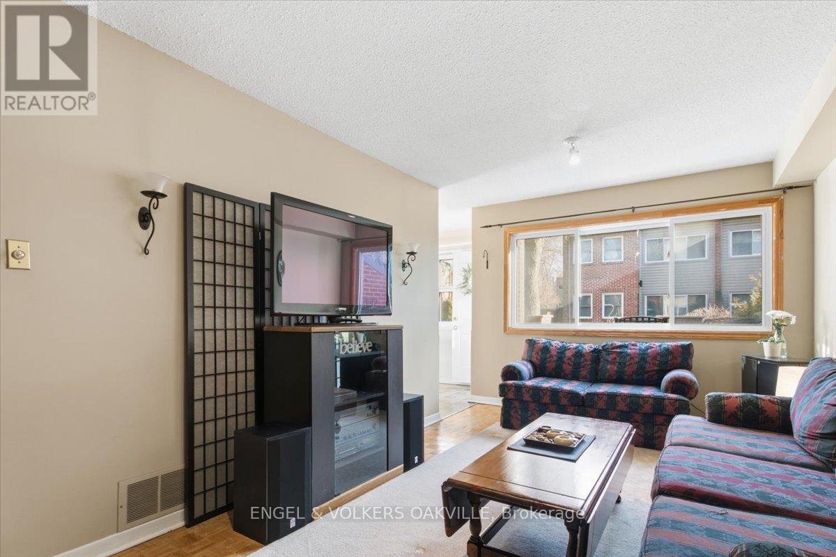 31 - 1340 Hampton Street, Oakville, Ontario  L6H 2S6 - Photo 12 - W12686238