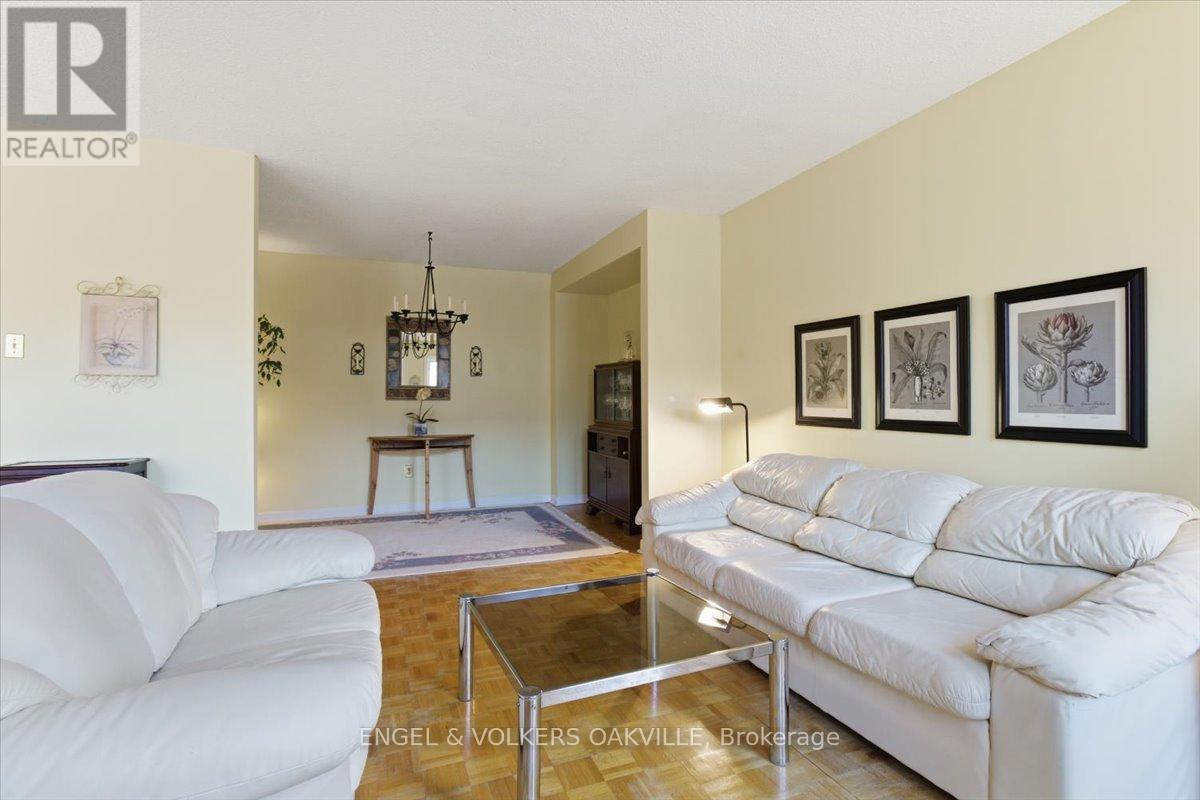 31 - 1340 Hampton Street, Oakville, Ontario  L6H 2S6 - Photo 17 - W12686238