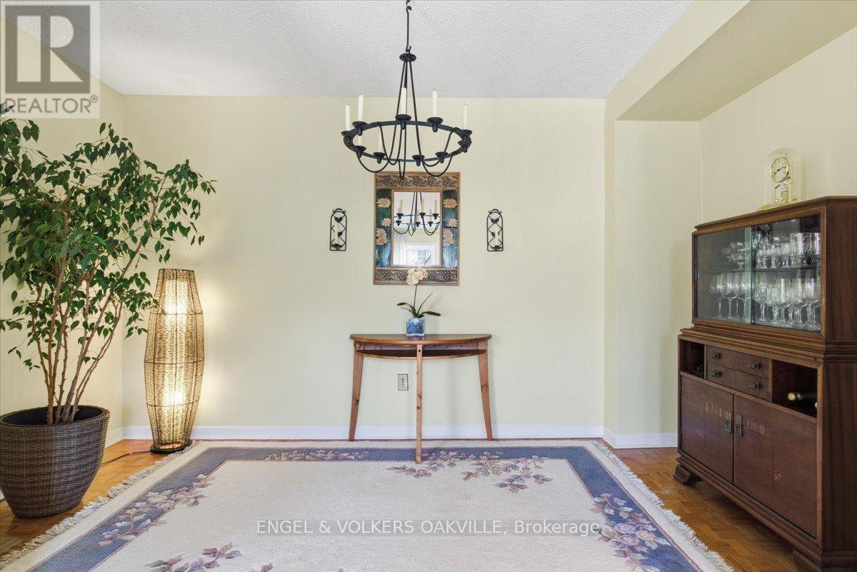 31 - 1340 Hampton Street, Oakville, Ontario  L6H 2S6 - Photo 18 - W12686238