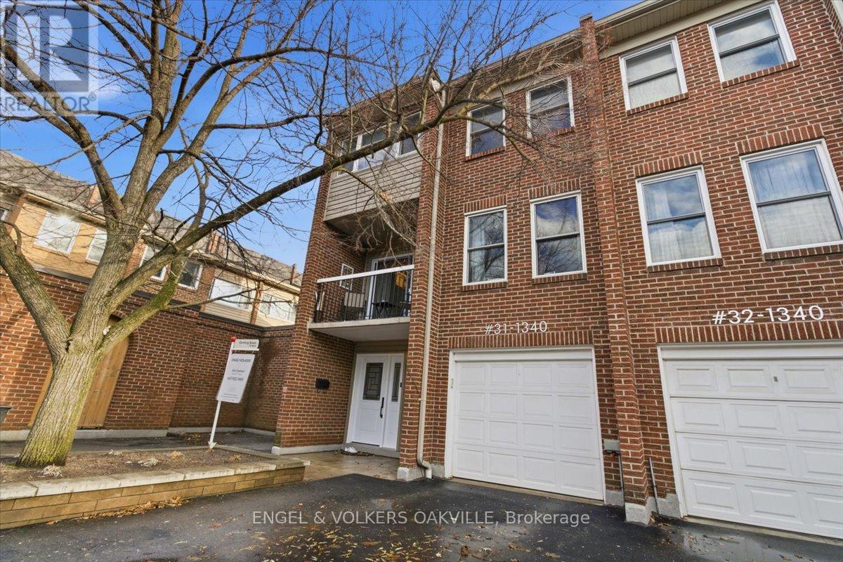 31 - 1340 Hampton Street, Oakville, Ontario  L6H 2S6 - Photo 2 - W12686238