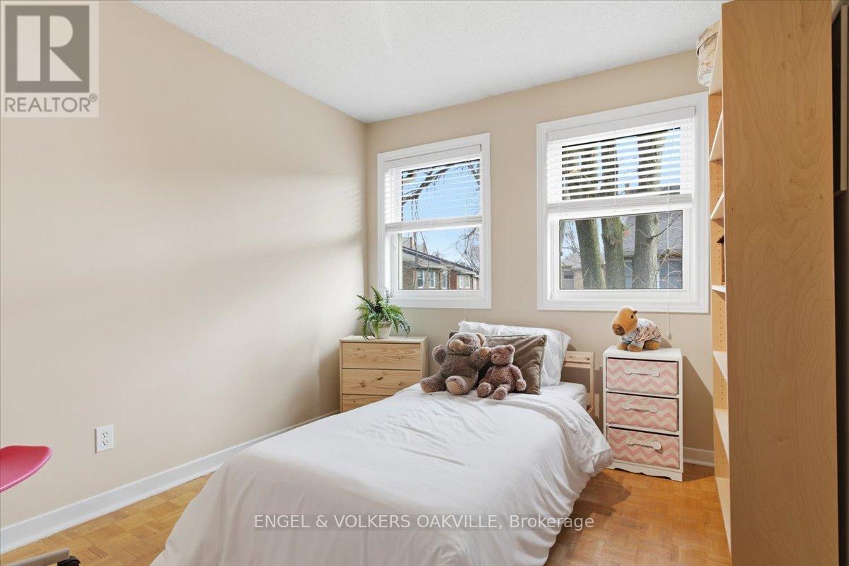 31 - 1340 Hampton Street, Oakville, Ontario  L6H 2S6 - Photo 21 - W12686238