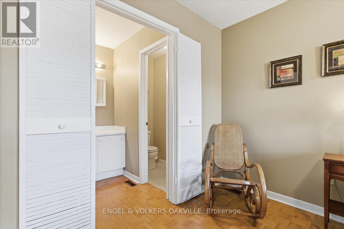 31 - 1340 Hampton Street, Oakville, Ontario  L6H 2S6 - Photo 33 - W12686238