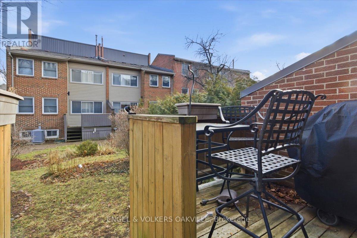 31 - 1340 Hampton Street, Oakville, Ontario  L6H 2S6 - Photo 37 - W12686238