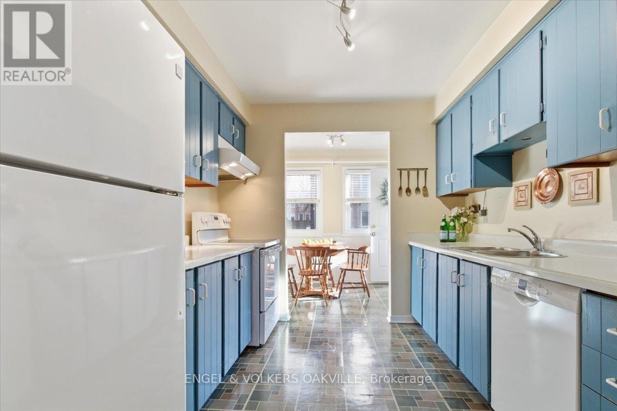 31 - 1340 Hampton Street, Oakville, Ontario  L6H 2S6 - Photo 6 - W12686238