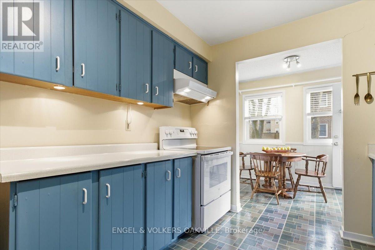 31 - 1340 Hampton Street, Oakville, Ontario  L6H 2S6 - Photo 7 - W12686238