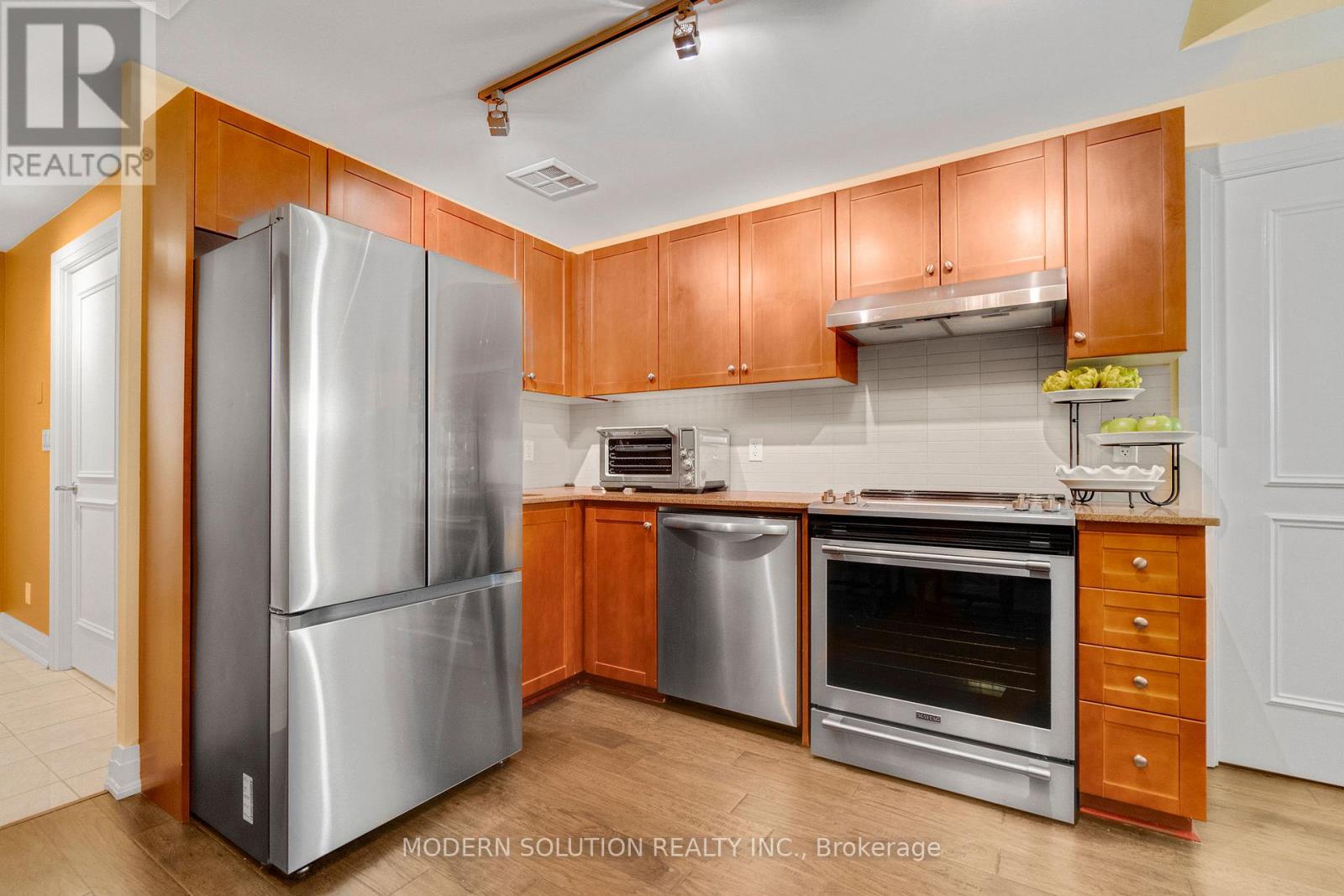 905 - 2737 Keele Street, Toronto, Ontario M3M 2E9 - Photo 14 - W12686248