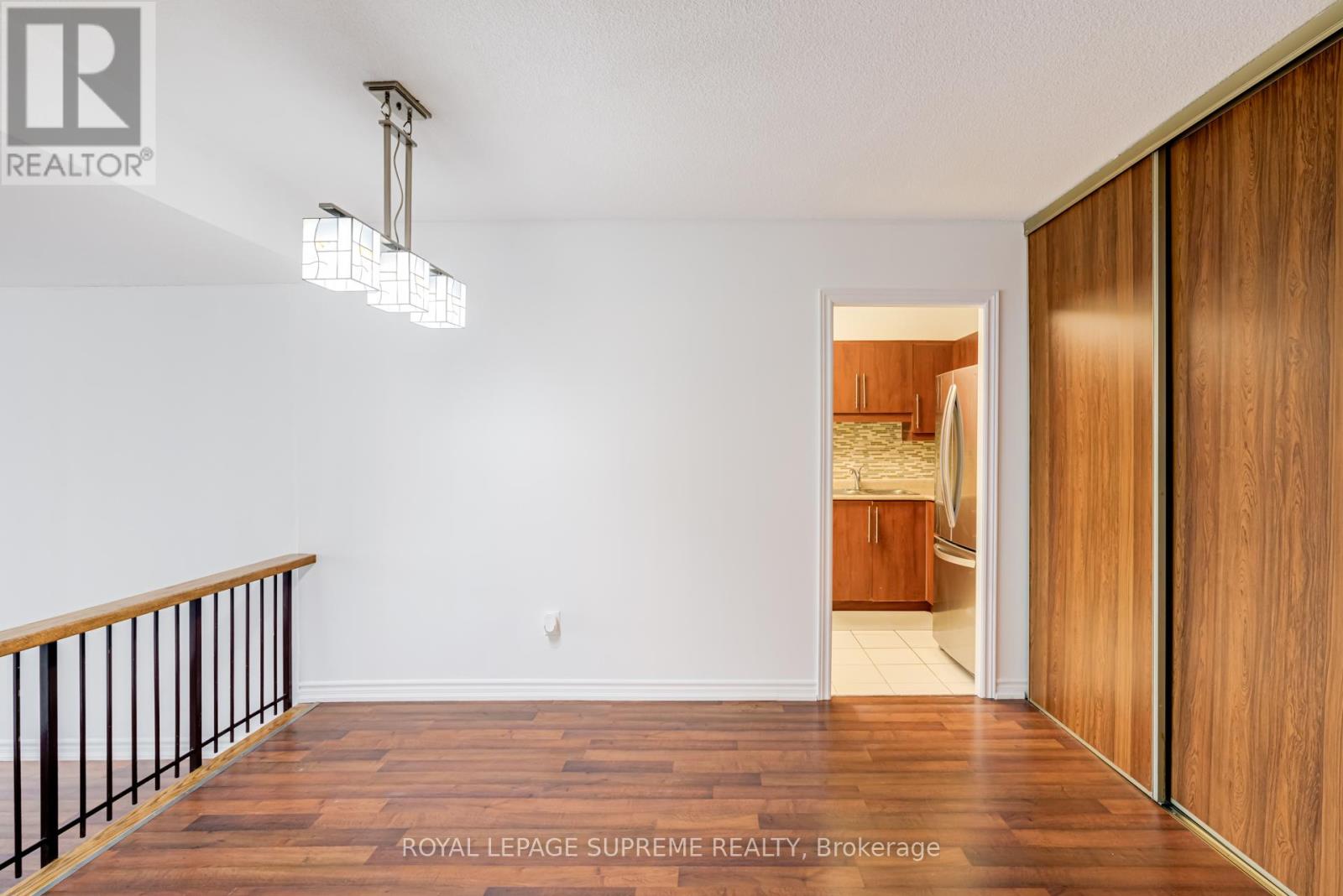 406 - 250 Scarlett Road, Toronto, Ontario  M6N 4X5 - Photo 4 - W12686254